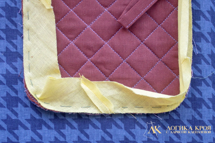 Как красиво замкнуть окантовочный шов