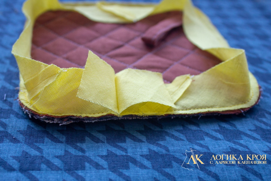 Как красиво замкнуть окантовочный шов