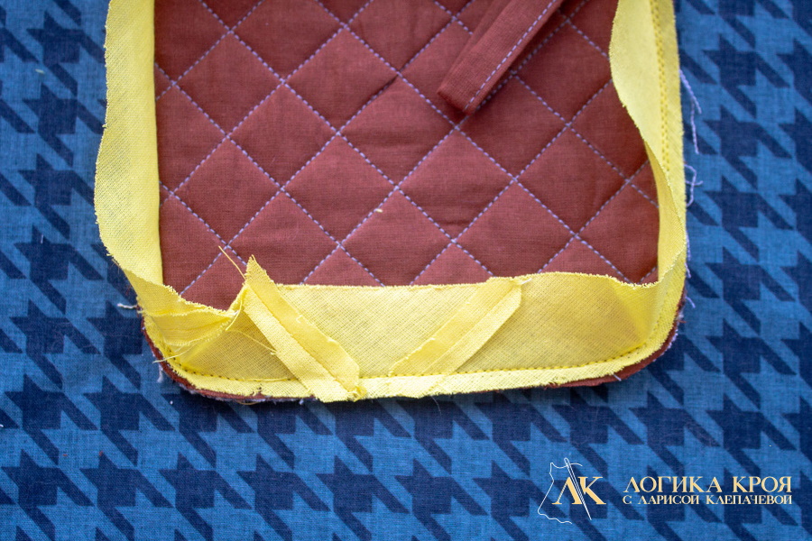 Как красиво замкнуть окантовочный шов